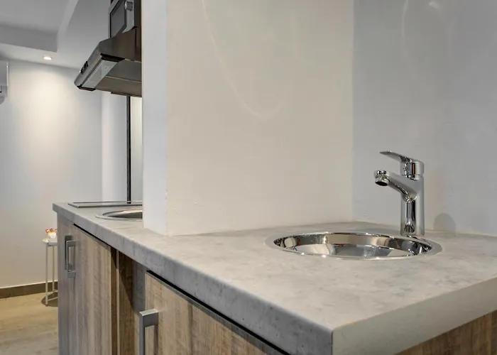 Caro Boutique San Ġwann