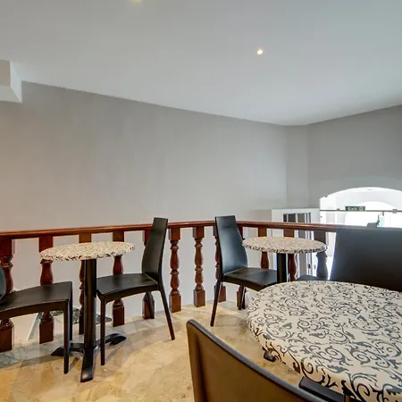 Caro Boutique Guest house
