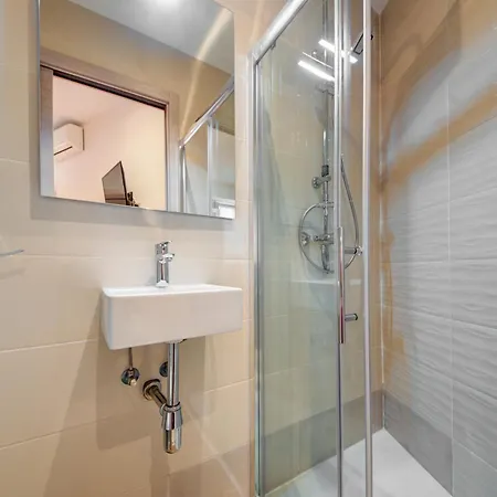 Caro Boutique Guest house San Gwann
