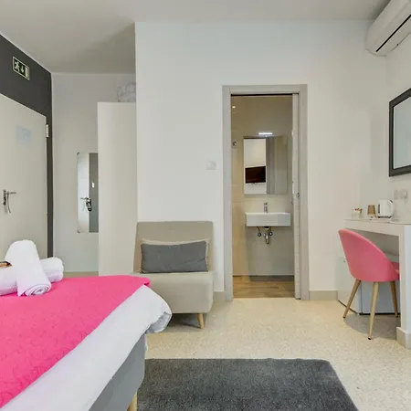 Caro Boutique San Ġwann