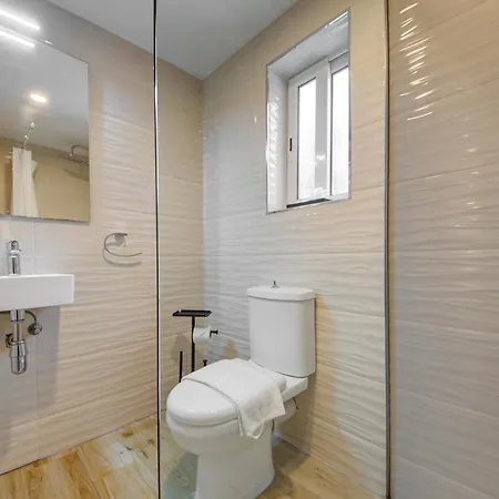 Caro Boutique San Ġwann