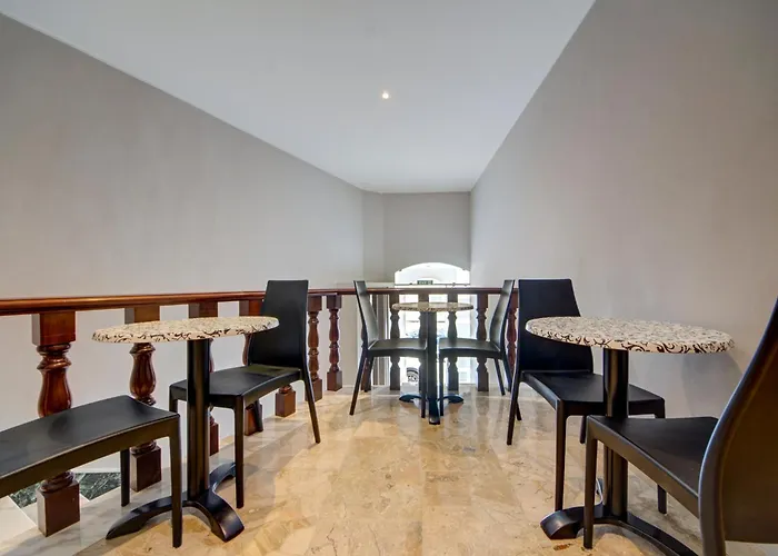 Caro Boutique Konukevi 4*