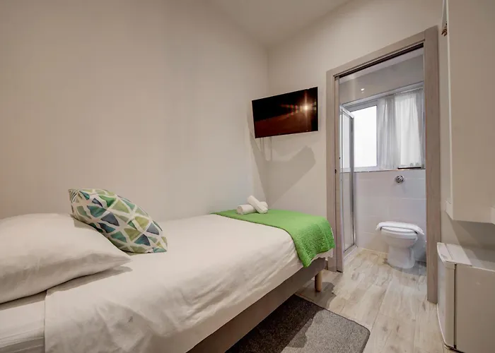 Caro Boutique San Ġwann