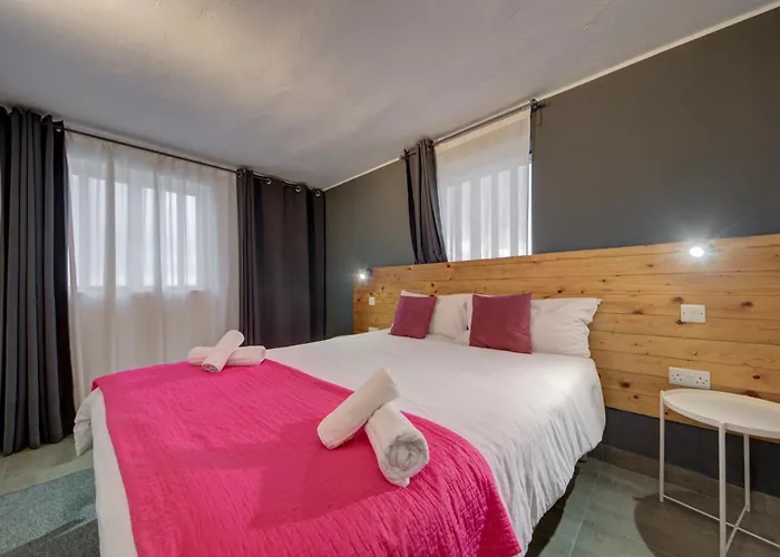 Caro Boutique Konukevi San Ġwann