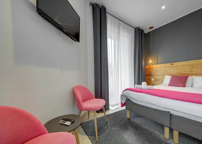 Caro Boutique Konukevi San Ġwann