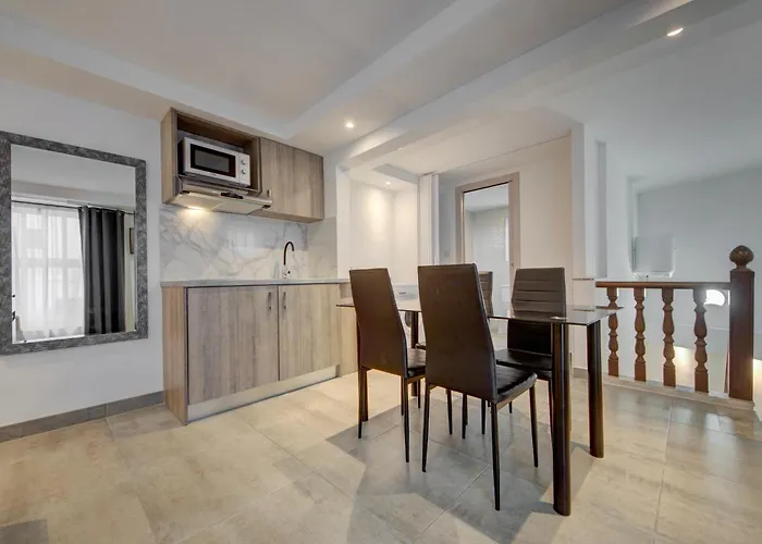 Caro Boutique Konukevi 4*